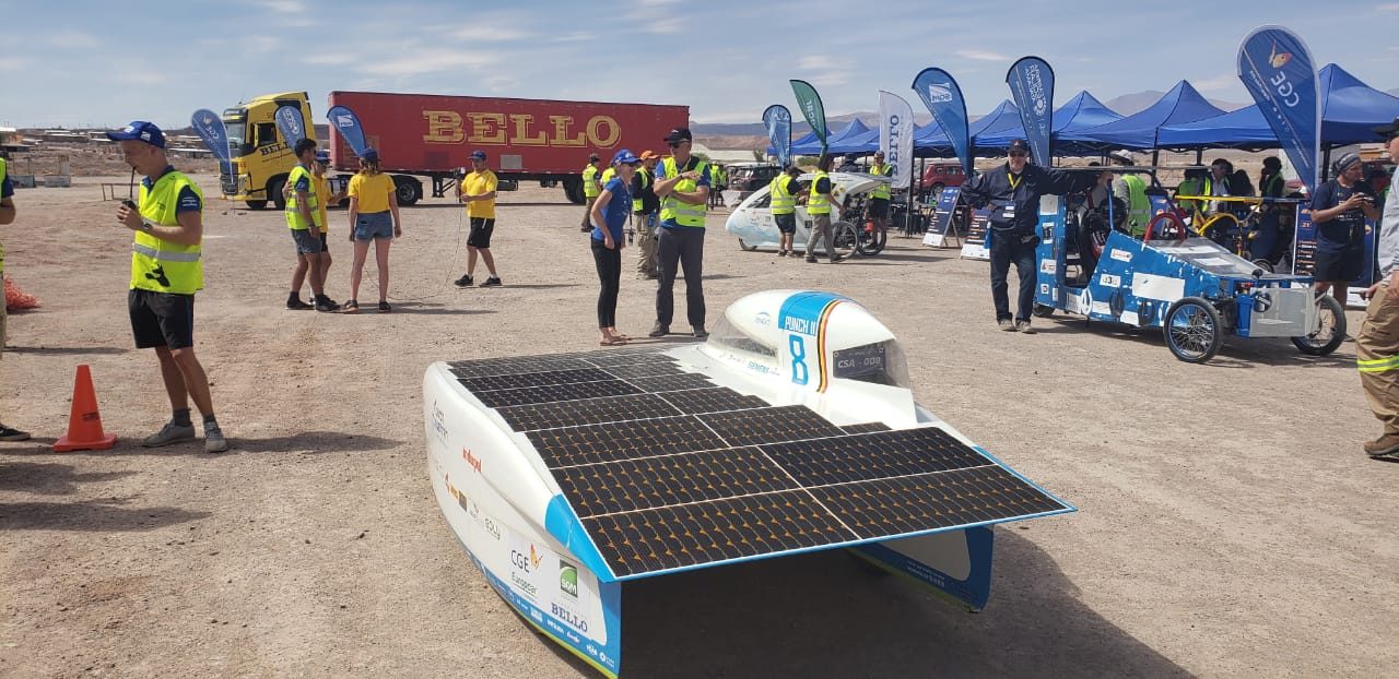 ¡EN EL ESPÍRITU DEL DESIERTO! CARRERA SOLAR ATACAMA DISFRUTÓ AL MÁXIMO DEL PERFECTO CLIMA EN SAN PEDRO DE ATACAMA PARA DEMOSTRAR SU EFICIENCIA