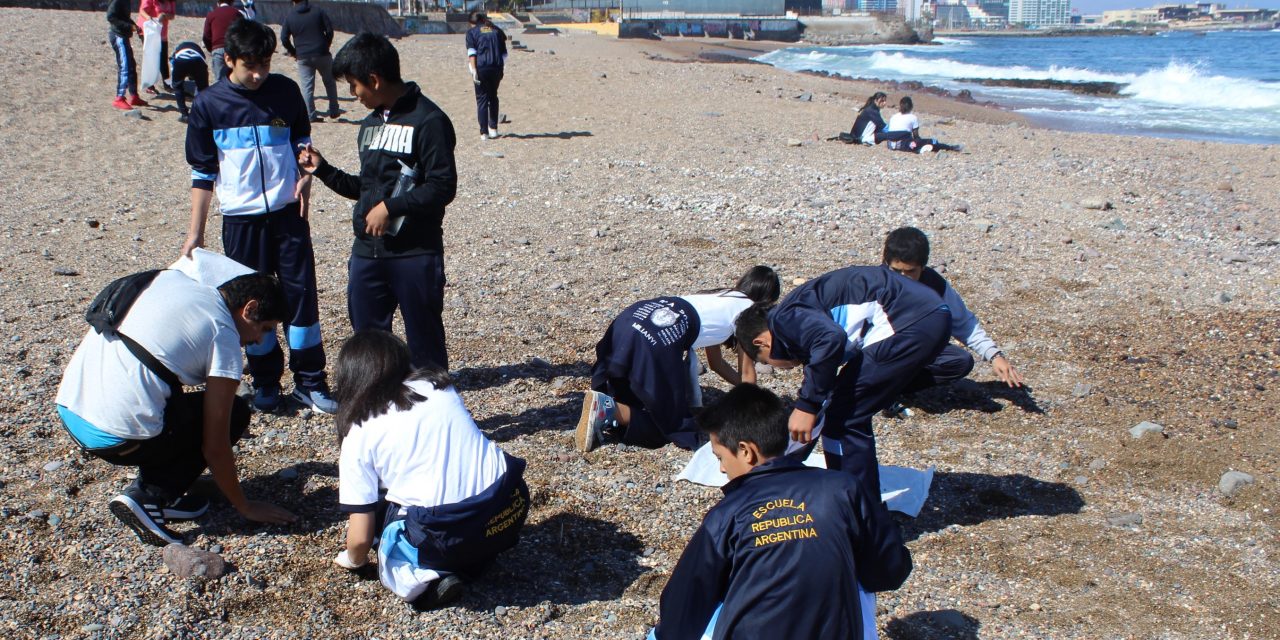 ESCOLARES “CIENTÍFICOS DE LA BASURA” INVESTIGARÁN CONTAMINACIÓN EN ANTOFAGASTA