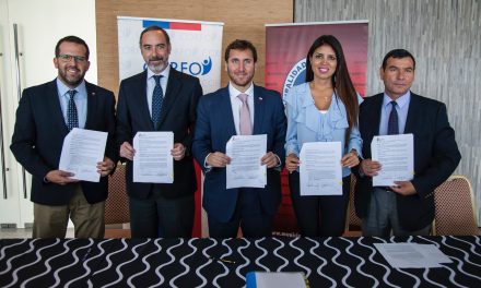 CORFO, SQM Y MUNICIPALIDADES FIRMAN CONVENIOS PARA CONCRETAR PRIMERA ENTREGA DE RECURSOS ACORDADOS EN CONTRATO DE SALAR DE ATACAMA