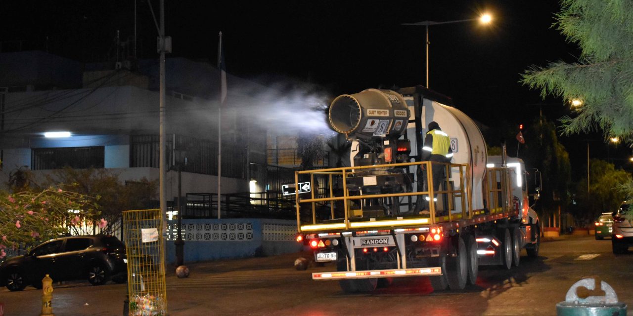 CODELCO REALIZÓ DOS OPERATIVOS NOCTURNOS DE SANITIZACIÓN EN LAS PRINCIPALES CALLES DE TOCOPILLA