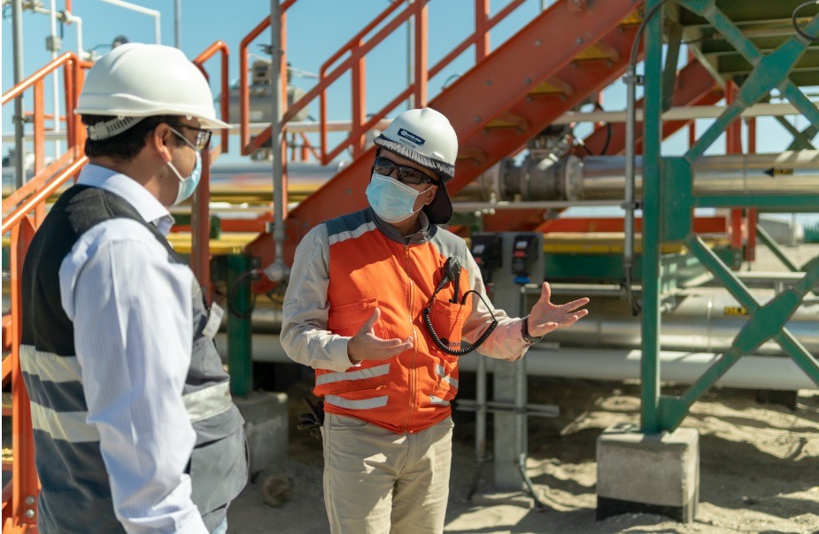 Seremi de Energía conoció nuevo terminal de GLP ubicado en Mejillones