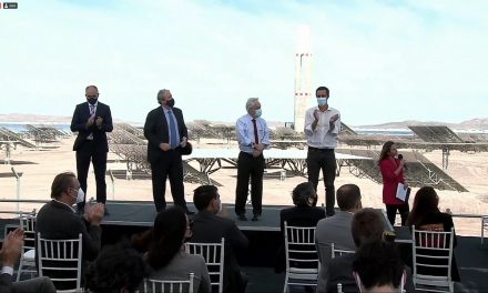 Chile sigue avanzando en el liderazgo internacional en energías limpias con la inauguración de la primera planta termosolar de América Latina