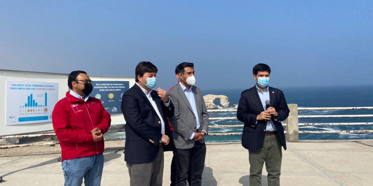 Ministros de Bienes Nacionales y Energía presentan incorporación de 20 mil nuevas hectáreas en la Región de Antofagasta para proyectos de Energías Renovables