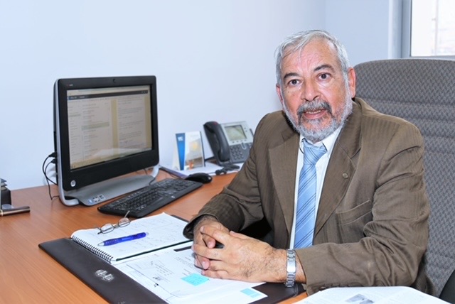 Marcelo Oliva Moreno, doctor en Oceanografía Biológica de la Universidad de Antofagasta: “Si controlamos el calentamiento global, podremos encontrar como planeta un nuevo equilibrio, pero no volver a atrás”