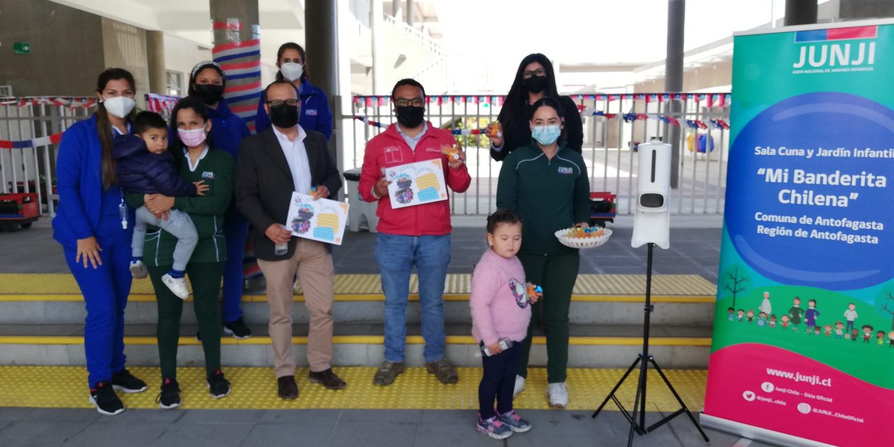 Jardín infantil Mi Banderita Chilena recibe dos tótems de medición de temperatura para reforzar medidas sanitarias de acceso al establecimiento