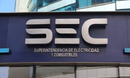 SEC Antofagasta monitorea acciones de CGE para restablecer el servicio tras cortes de luz que afectan a la capital regional