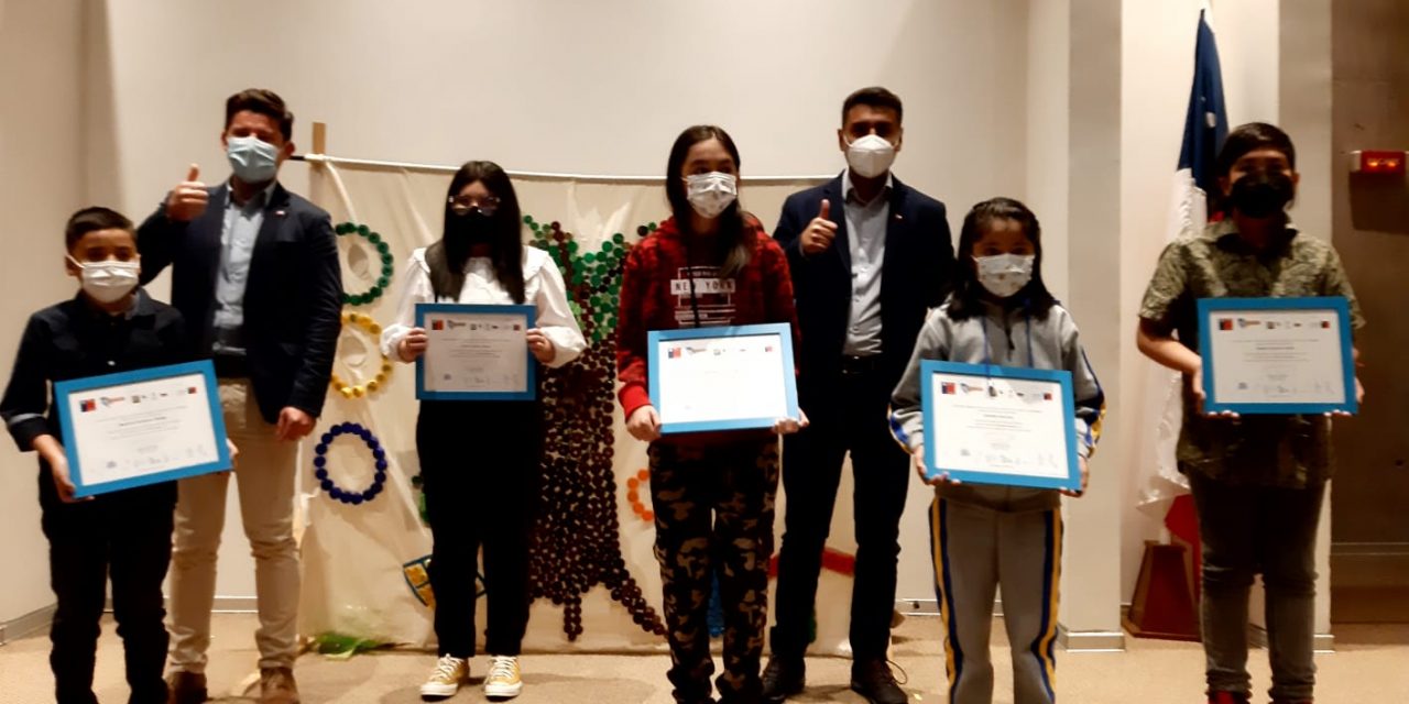 Premian a ganadores de 18° versión de Concurso Regional de Cuentos Ambientales
