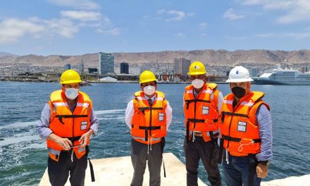 Gobernador de la región visitó instalaciones del Puerto Antofagasta para conocer el avance de los proyectos estratégicos