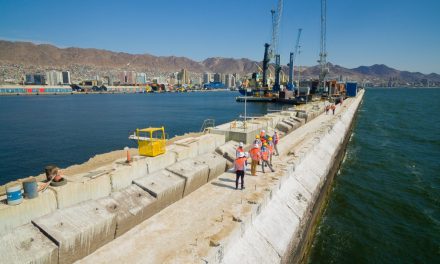 Directorio de EPA realiza trabajo en terreno en instalaciones de Puerto Antofagasta