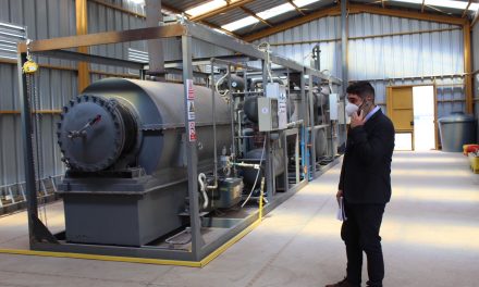 Inauguran planta para convertir residuos sólidos en insumos energéticos en San Pedro de Atacama