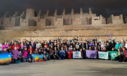 Convención entrega propuesta constitucional en históricas ruinas de Antofagasta