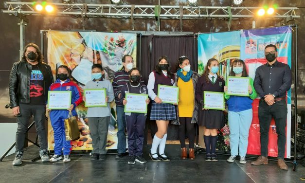 Seremi del Medio Ambiente premia a ganadores del 19° Concurso Regional de Cuentos Ambientales