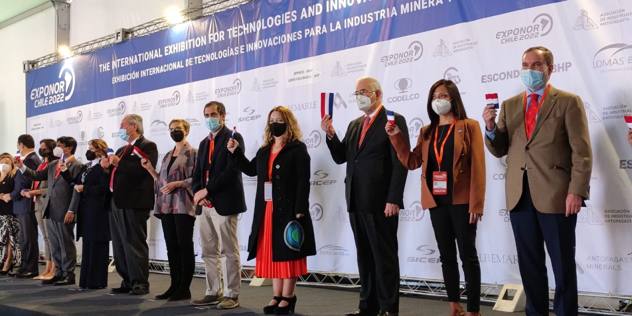 MINISTROS DE ECONOMÍA Y MINERÍA INAUGURARON EXPONOR 2022