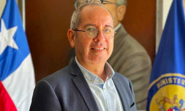 Nuevo Modelo de Desarrollo, por Rubén Moraga Mamani Seremi de ciencia, tecnología, conocimiento e innovación de la macrozona norte