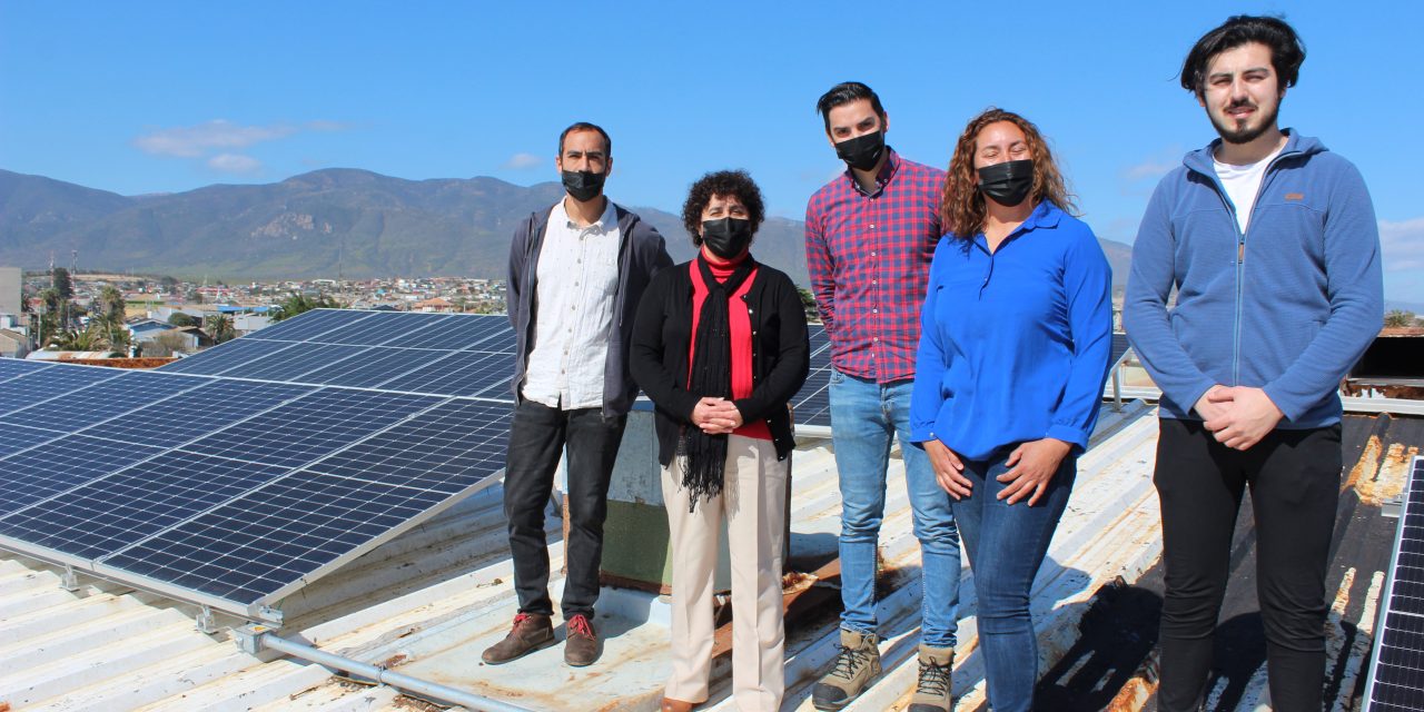 Casa de la Cultura de Los Vilos ahorrará el 50  por ciento de su consumo con sistema solar