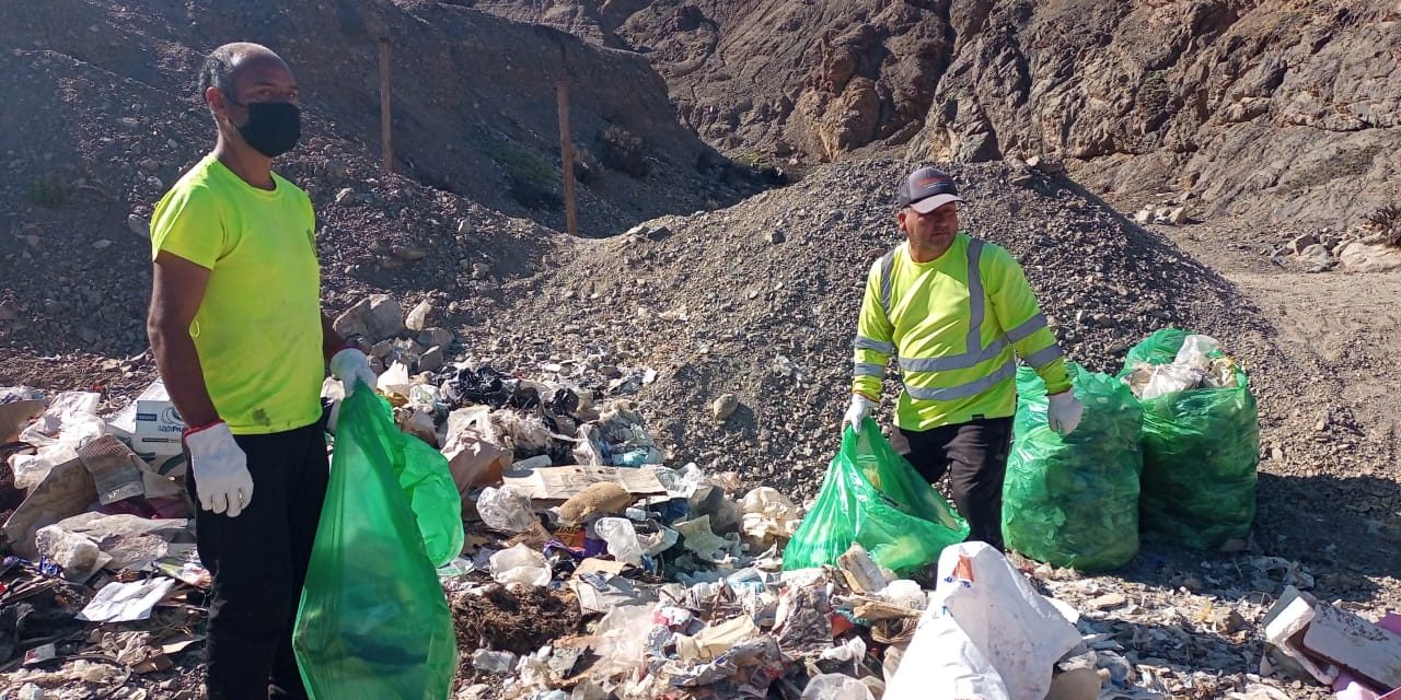 Retiran cerca de 20 toneladas de basura de Quebrada Las Tipias