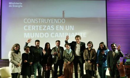 Ministro de Energía, Diego Pardow, inaugura foro sobre descarbonización de la matriz con principales actores de la industria