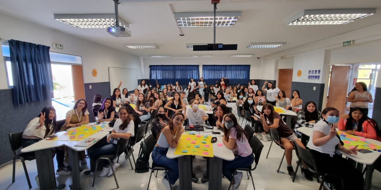 Alrededor de 50 participantes convocó el primer Campamento Niñas en STEM de la UCN