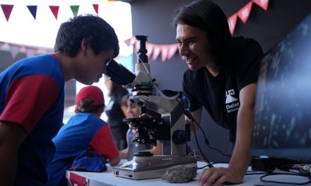 Puerto de Ideas Antofagasta inauguró el “Paseo por la Ciencia”, la gran feria científica que cuenta con más de 100 actividades gratuitas