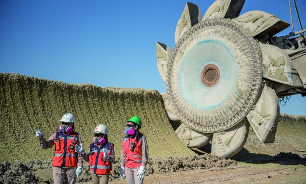 Triplica el promedio de la industria minera nacional: Spence | BHP se consolida como la minera con mayor representación femenina del país, llegando a 38,4%