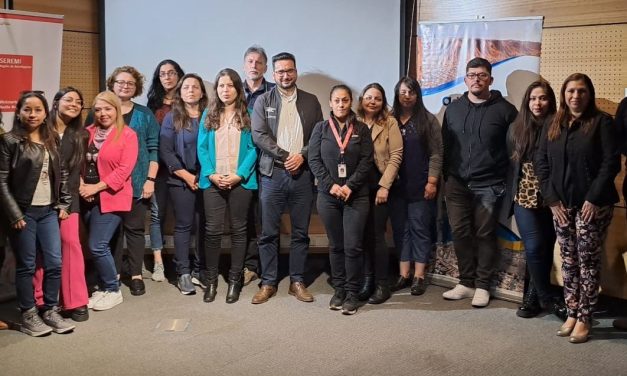 En conversatorio de educación ambiental abordan riesgos de desastres ante el cambio climático