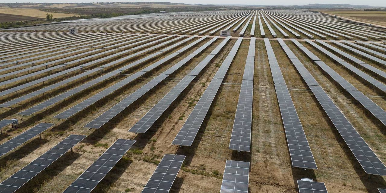 RWE ingresa a evaluación ambiental el proyecto fotovoltaico Los Durmientes