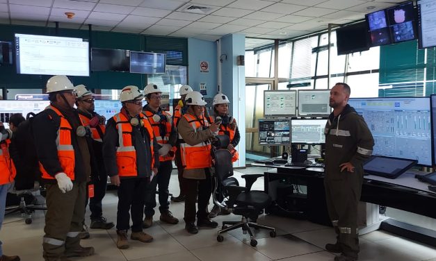 Mineros pirquineros y de pequeña escala visitaron  Fundición Chagres para aprender sobre transformación digital