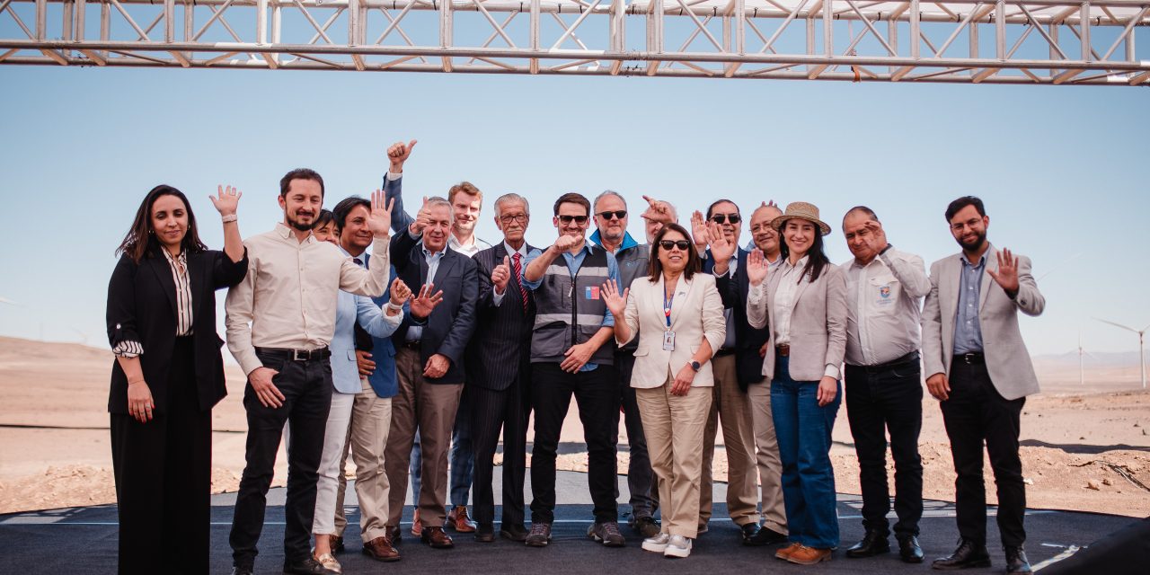 Colbún inaugura el Parque Eólico Horizonte, la mayor central de generación de energía de Chile