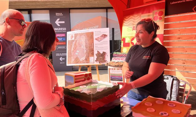 Nodo Laboratorio Natural SALARES participa en Feria de los Patrimonios como representante del patrimonio biológico del norte