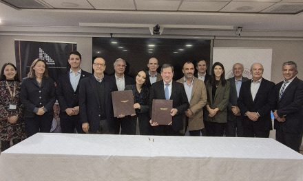 SONAMI y APRIMIN firman convenio de colaboración para fortalecer la seguridad en la pequeña minería