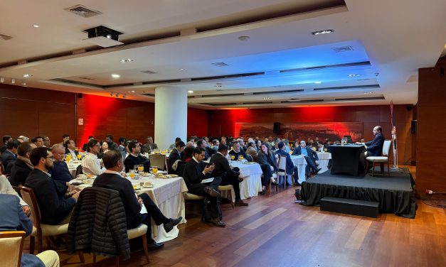 Collahuasi proyecta su crecimiento futuro en nuevo  Desayuno de Proyectos APRIMIN