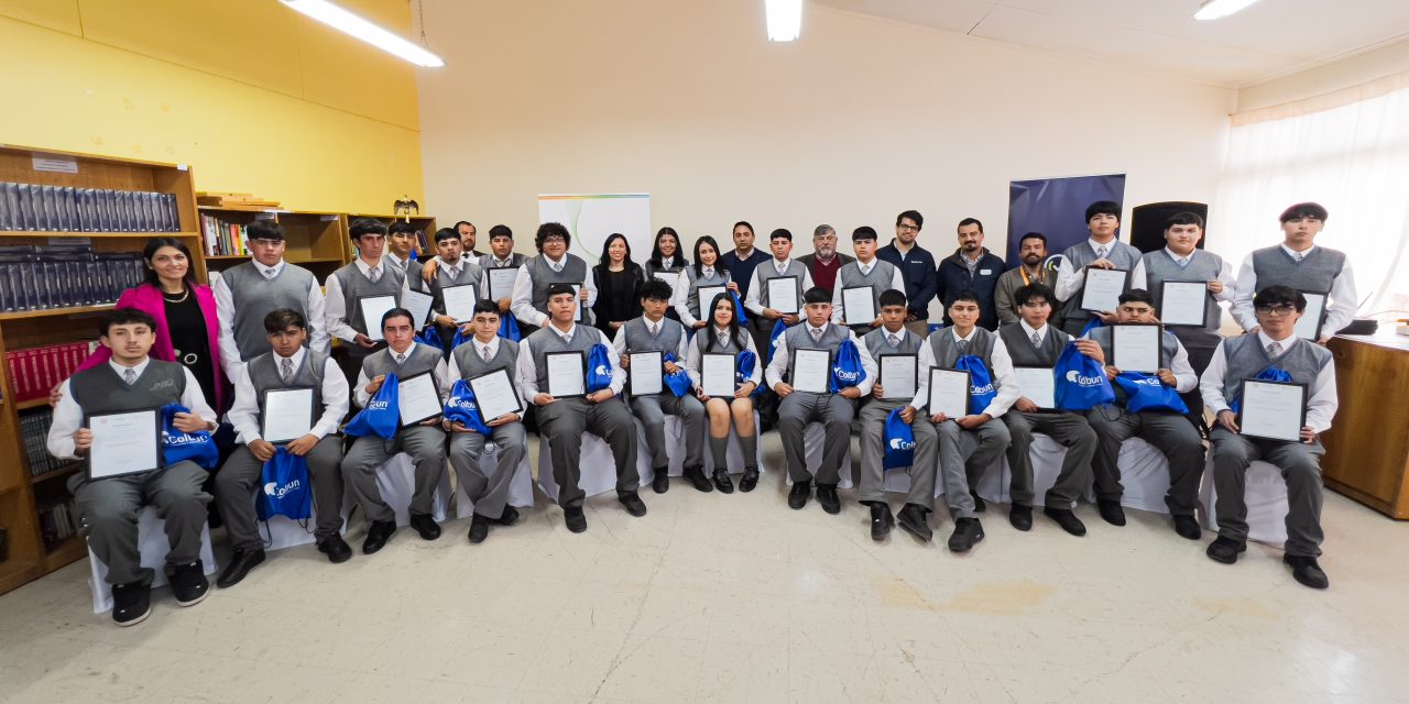 Programa Horizonteduca certificó a estudiantes de Taltal en energías renovables