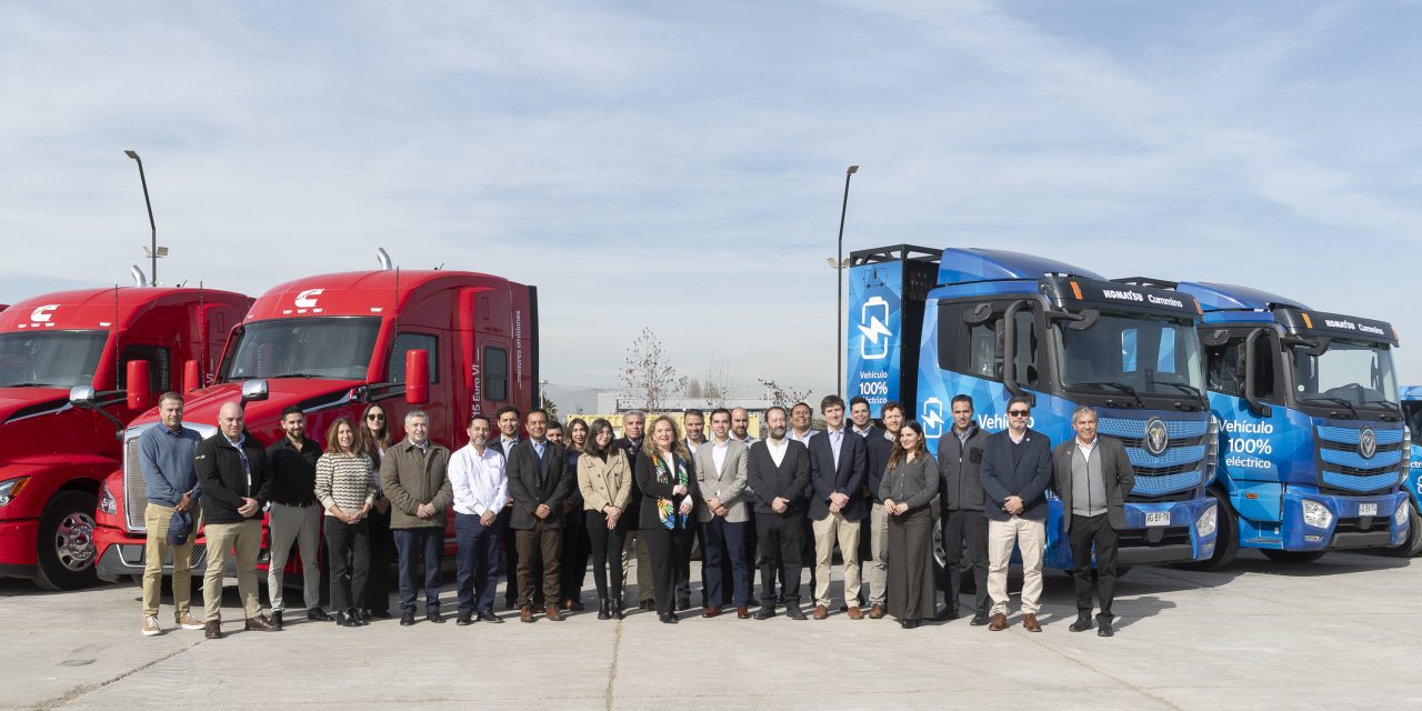 Komatsu Cummins moderniza su flota con vehículos eléctricos y de bajas emisiones