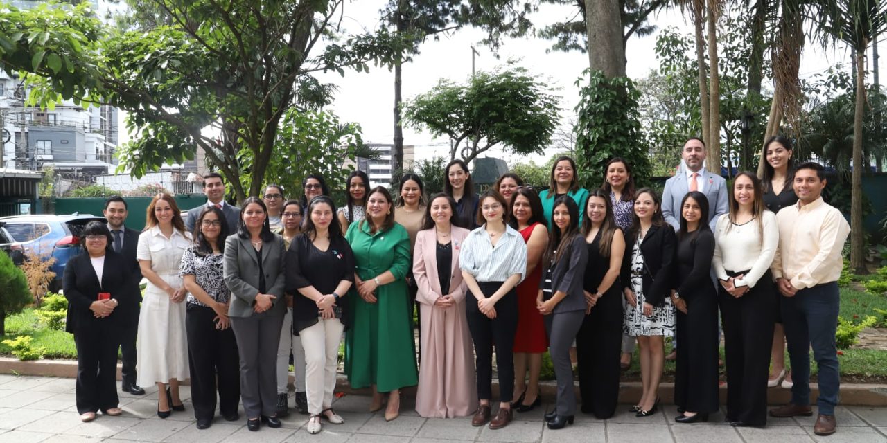AME Chile realiza gira centroamericana junto a OLADE para impulsar  redes de mujeres en energía