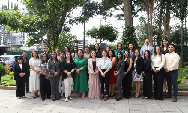 AME Chile realiza gira centroamericana junto a OLADE para impulsar  redes de mujeres en energía