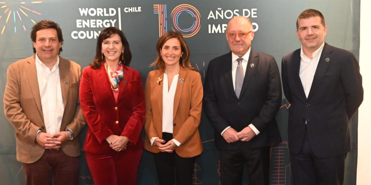 Energy Talk: expertos llaman a fortalecer la institucionalidad y avanzar en una transición energética realista