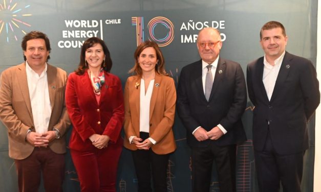 Energy Talk: expertos llaman a fortalecer la institucionalidad y avanzar en una transición energética realista