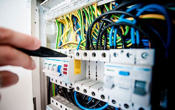 Nuevo Manual de Instalaciones Eléctricas en Faenas Mineras fortalece la seguridad y eficiencia en el sector