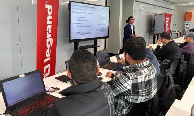 Refuerzan la especialización del sector eléctrico con nueva certificación para tableristas