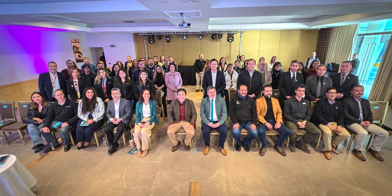 Liceos Técnico Profesional de la región obtienen Sello de Calidad CCM en el cierre del programa FIC Atacama 4.0